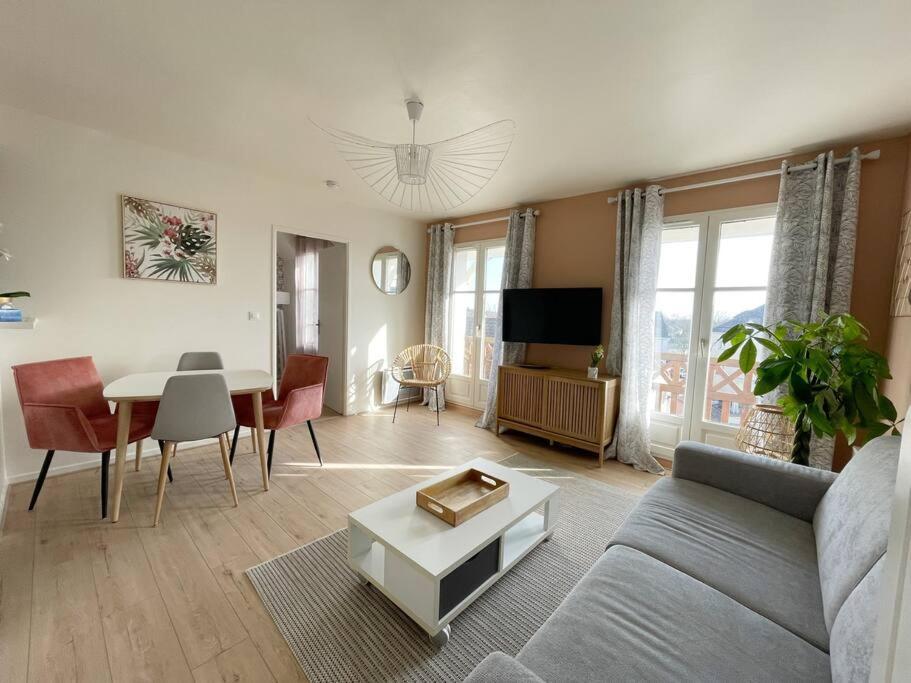 Apartment Disneyland - Wifi - Parking - Centre Bailly-Romainvilliers